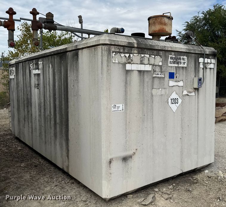 image for item ED1498 Elk River Machine Company fuel tank