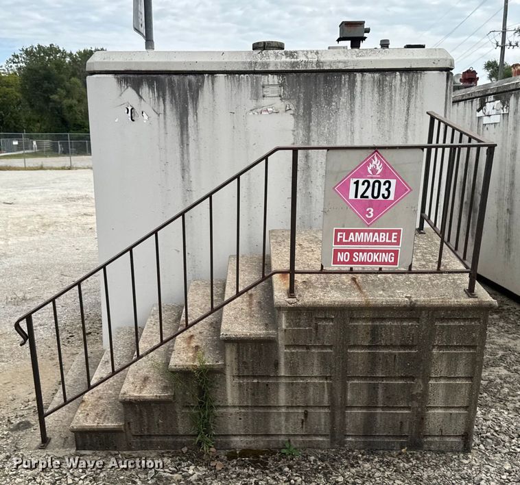 image for item ED1498 Elk River Machine Company fuel tank