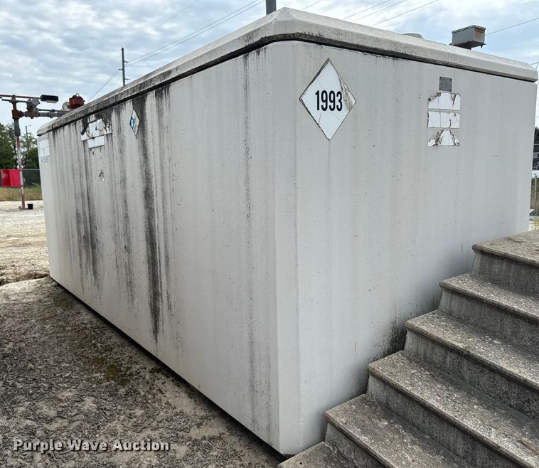 image for item ED1499 Elk River Machine Company fuel tank