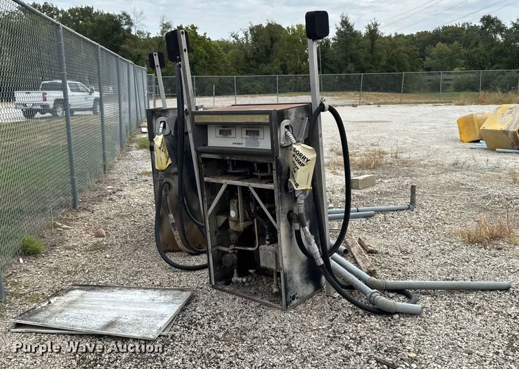 image for item ED1501 (2) Gasboy 9153AXTW1CX fuel pumps