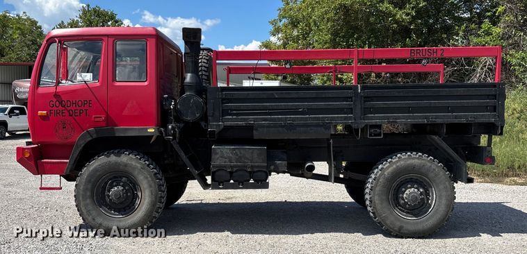 image for item ED2212 2003 Stewart & Stevenson M1078A1 brush fire truck