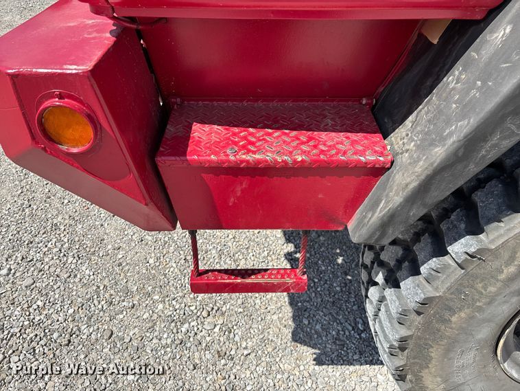 image for item ED2212 2003 Stewart & Stevenson M1078A1 brush fire truck