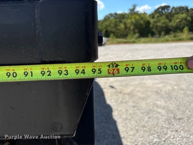 image for item ED2212 2003 Stewart & Stevenson M1078A1 brush fire truck