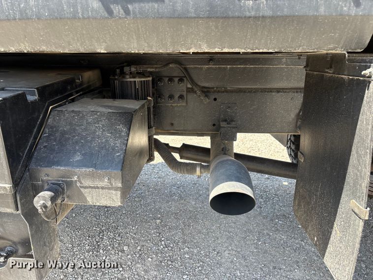 image for item ED2212 2003 Stewart & Stevenson M1078A1 brush fire truck