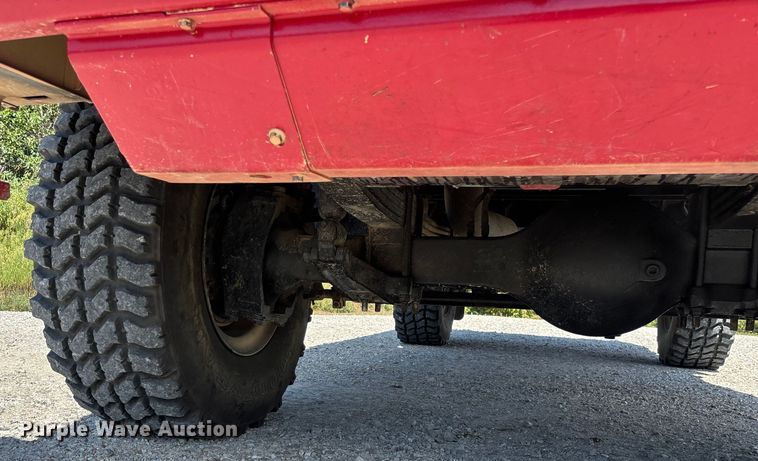 image for item ED2212 2003 Stewart & Stevenson M1078A1 brush fire truck