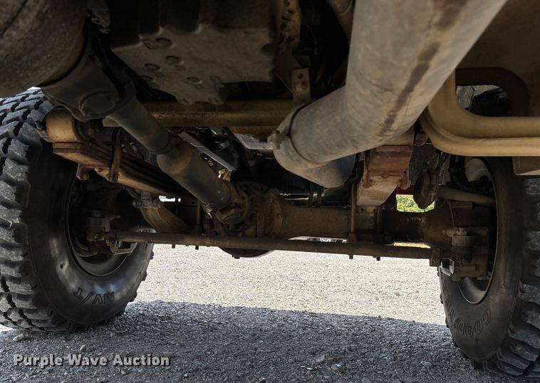 image for item ED2212 2003 Stewart & Stevenson M1078A1 brush fire truck