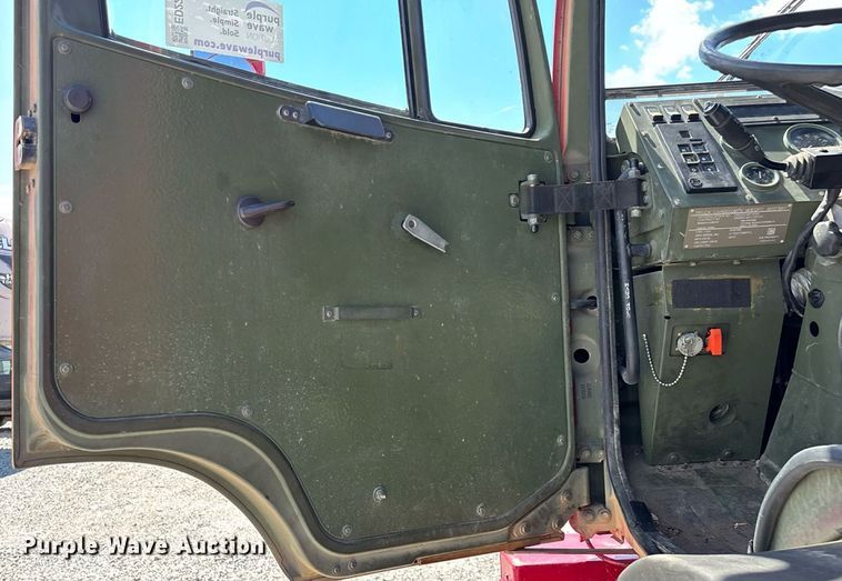 image for item ED2212 2003 Stewart & Stevenson M1078A1 brush fire truck