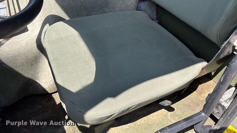 image for item ED2212 2003 Stewart & Stevenson M1078A1 brush fire truck