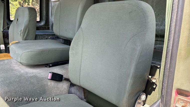 image for item ED2212 2003 Stewart & Stevenson M1078A1 brush fire truck