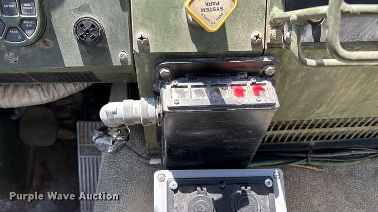 image for item ED2212 2003 Stewart & Stevenson M1078A1 brush fire truck