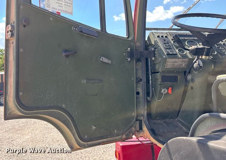 image for item ED2212 2003 Stewart & Stevenson M1078A1 brush fire truck