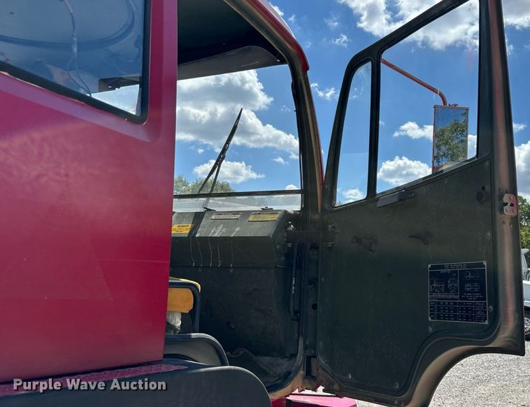 image for item ED2212 2003 Stewart & Stevenson M1078A1 brush fire truck