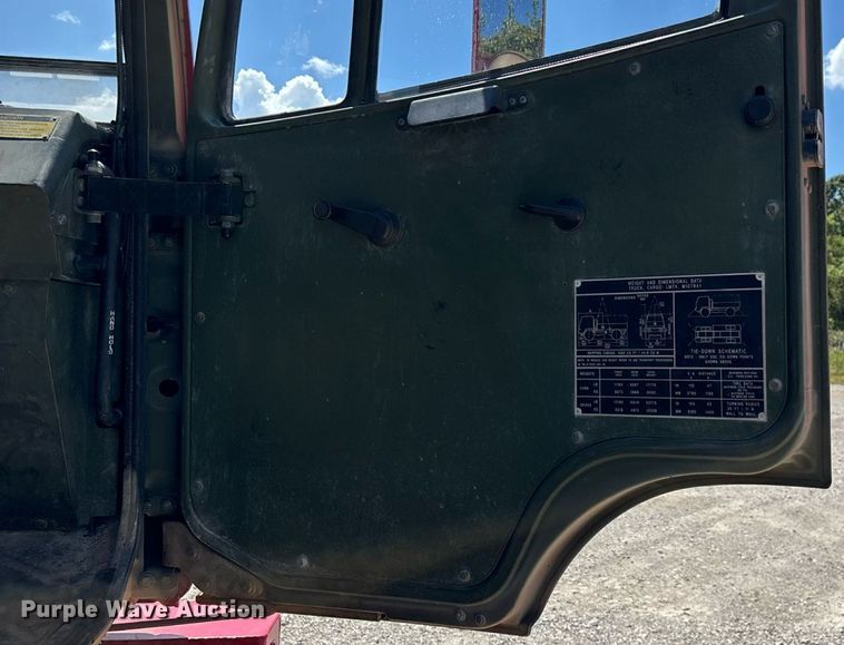 image for item ED2212 2003 Stewart & Stevenson M1078A1 brush fire truck