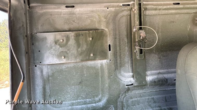 image for item ED2212 2003 Stewart & Stevenson M1078A1 brush fire truck