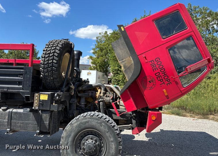 image for item ED2212 2003 Stewart & Stevenson M1078A1 brush fire truck