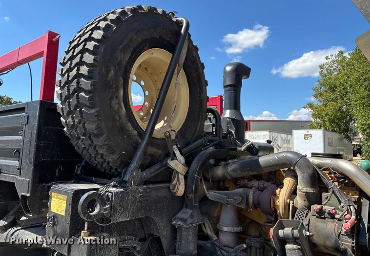 image for item ED2212 2003 Stewart & Stevenson M1078A1 brush fire truck