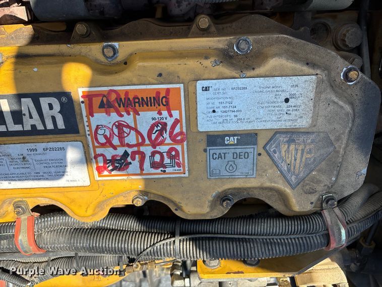 image for item ED2212 2003 Stewart & Stevenson M1078A1 brush fire truck