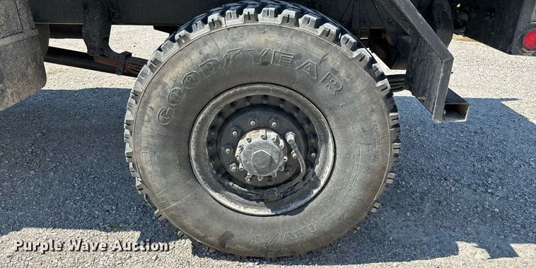 image for item ED2212 2003 Stewart & Stevenson M1078A1 brush fire truck