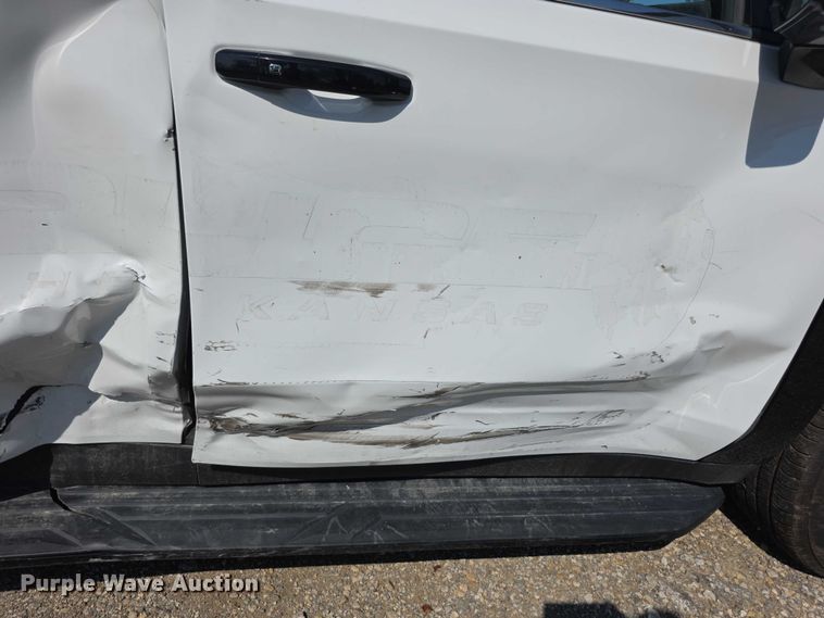 image for item EF3798 2022 Chevrolet Tahoe Police  SUV