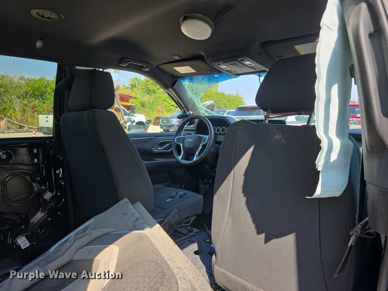 image for item EF3798 2022 Chevrolet Tahoe Police  SUV