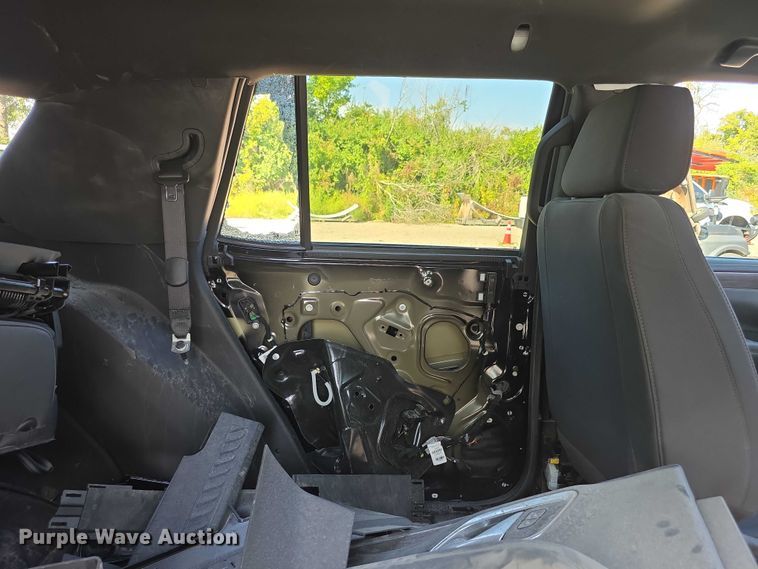 image for item EF3798 2022 Chevrolet Tahoe Police  SUV