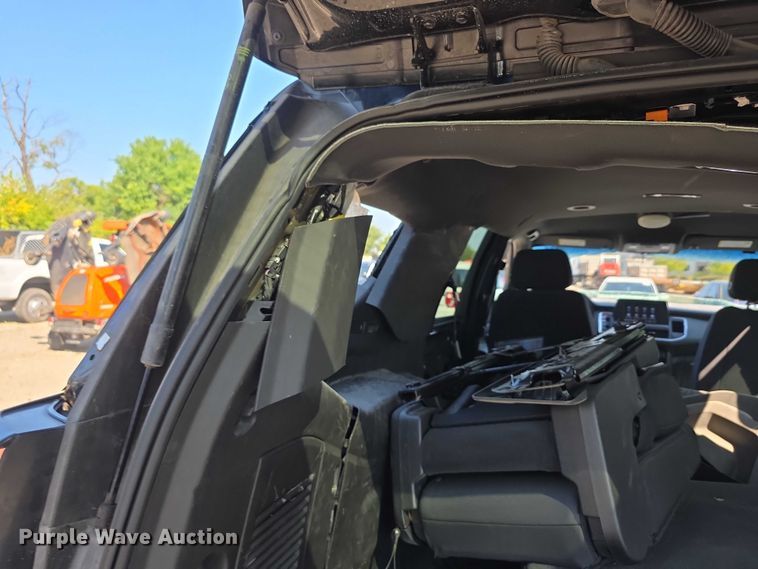 image for item EF3798 2022 Chevrolet Tahoe Police  SUV