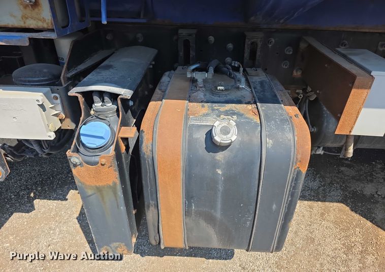 image for item EF3800 2013 Mack LEU612 refuse truck