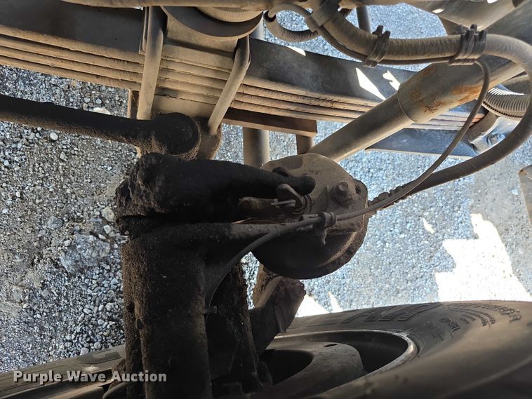 image for item EF3800 2013 Mack LEU612 refuse truck