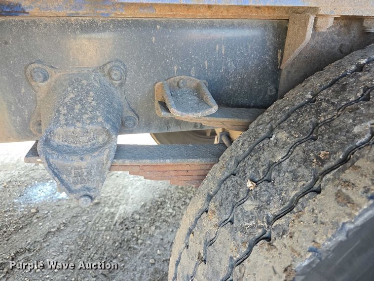 image for item EF3800 2013 Mack LEU612 refuse truck