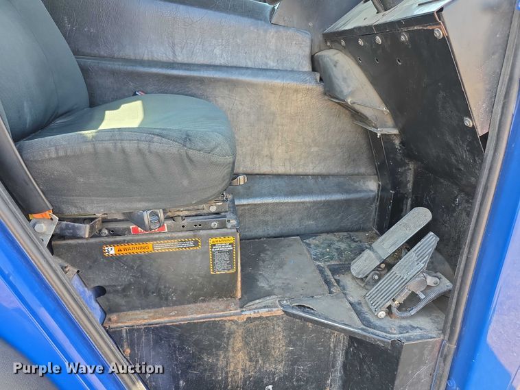 image for item EF3800 2013 Mack LEU612 refuse truck