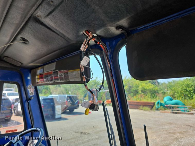 image for item EF3800 2013 Mack LEU612 refuse truck