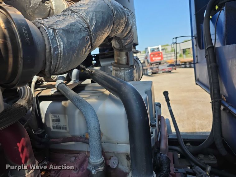 image for item EF3800 2013 Mack LEU612 refuse truck