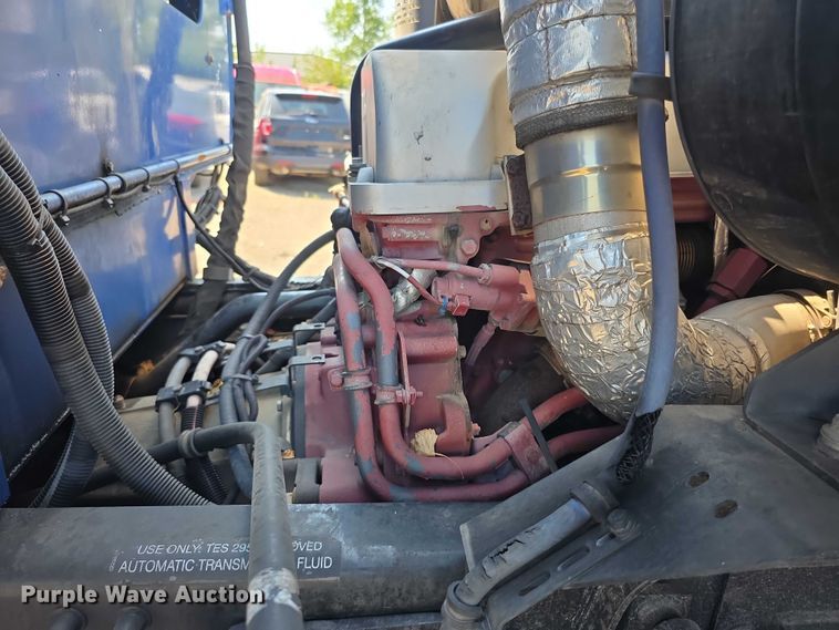 image for item EF3800 2013 Mack LEU612 refuse truck