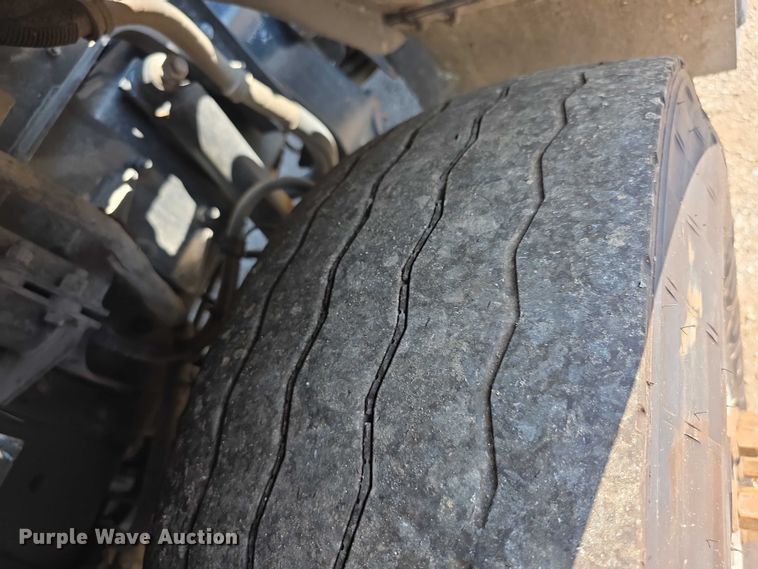 image for item EF3800 2013 Mack LEU612 refuse truck