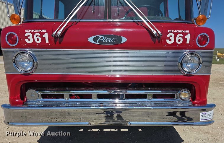 image for item EF3837 1976 Ford 8000 pumper fire truck