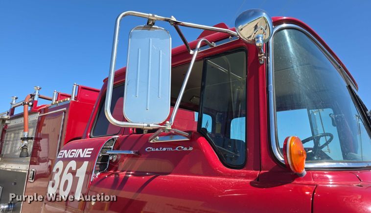 image for item EF3837 1976 Ford 8000 pumper fire truck