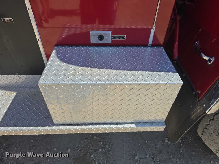 image for item EF3837 1976 Ford 8000 pumper fire truck