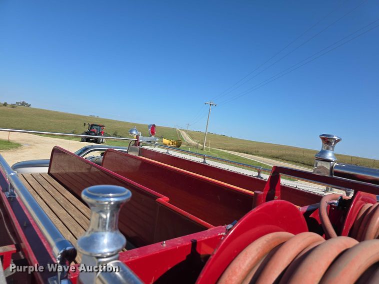 image for item EF3837 1976 Ford 8000 pumper fire truck