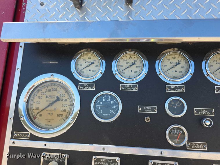 image for item EF3837 1976 Ford 8000 pumper fire truck