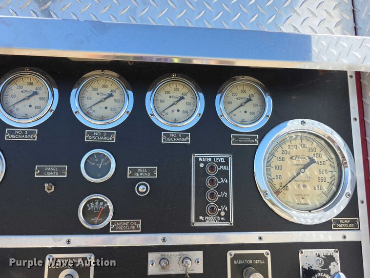 image for item EF3837 1976 Ford 8000 pumper fire truck