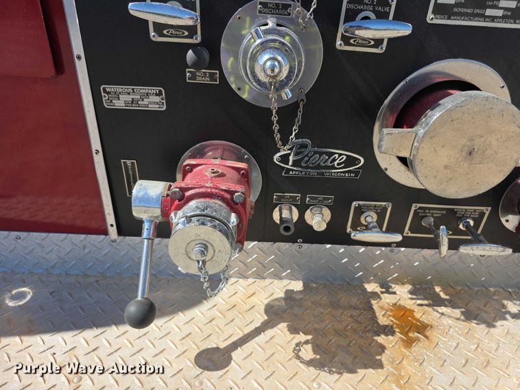 image for item EF3837 1976 Ford 8000 pumper fire truck