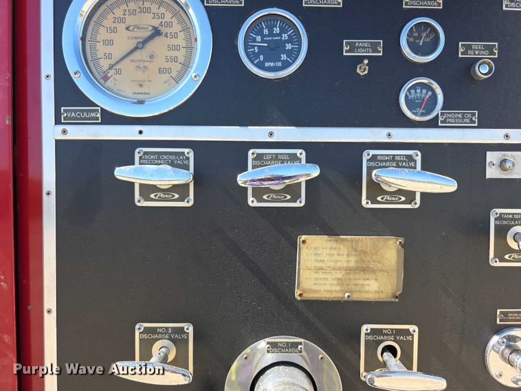 image for item EF3837 1976 Ford 8000 pumper fire truck