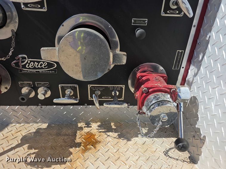 image for item EF3837 1976 Ford 8000 pumper fire truck