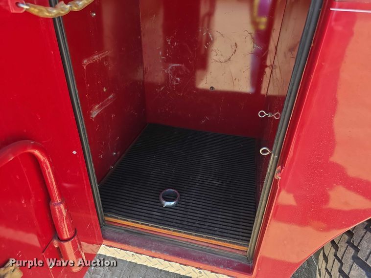 image for item EF3837 1976 Ford 8000 pumper fire truck