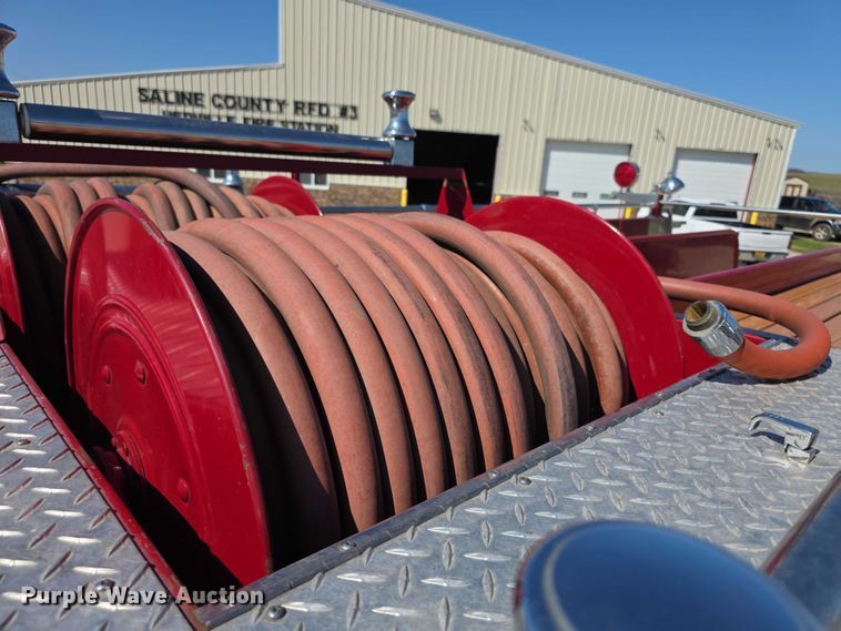 image for item EF3837 1976 Ford 8000 pumper fire truck