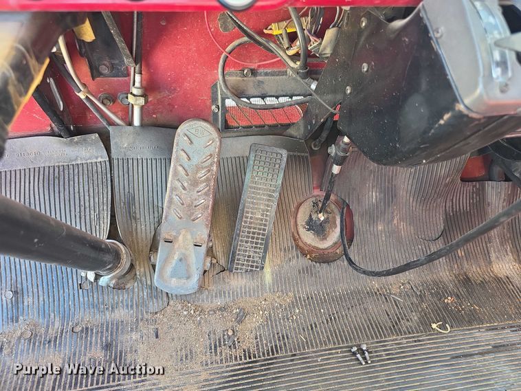 image for item EF3837 1976 Ford 8000 pumper fire truck