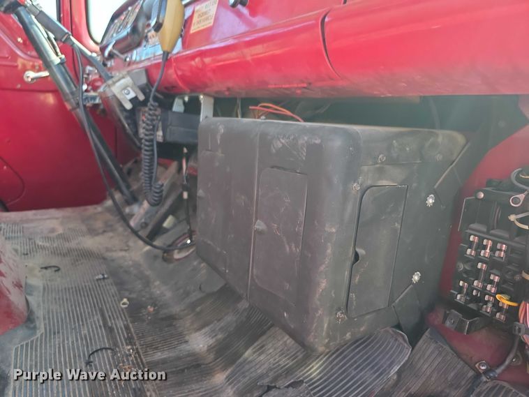 image for item EF3837 1976 Ford 8000 pumper fire truck