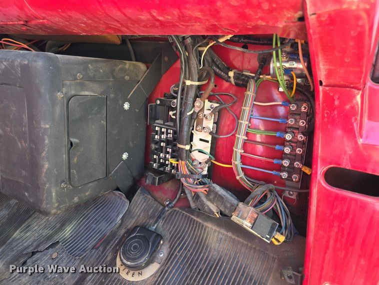 image for item EF3837 1976 Ford 8000 pumper fire truck