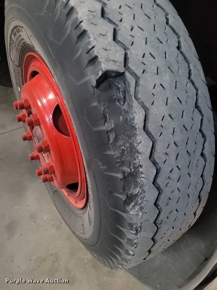 image for item EF3837 1976 Ford 8000 pumper fire truck