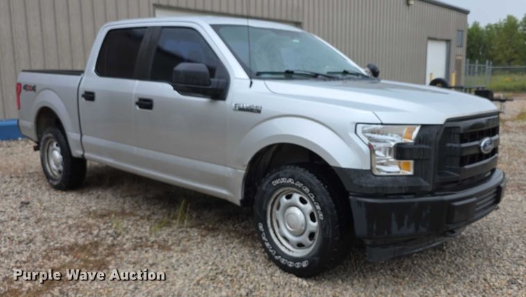 image for item EF3865 2016 Ford  F150 XL SuperCrew pickup truck